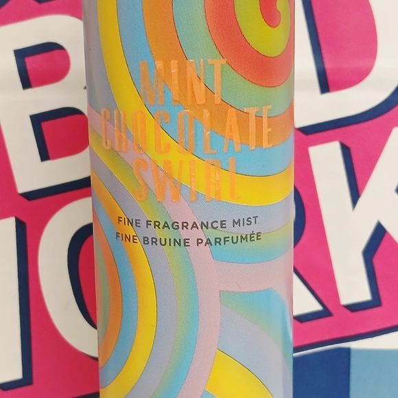 Bath and Body Works Mint Chocolate Swirl Fine Fragrance Mist - Picture 2 of 4